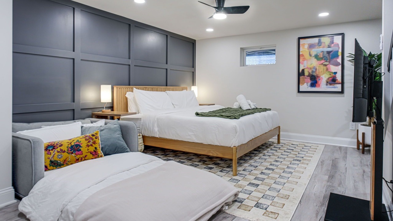 Photo of Bedroom in Potomac West