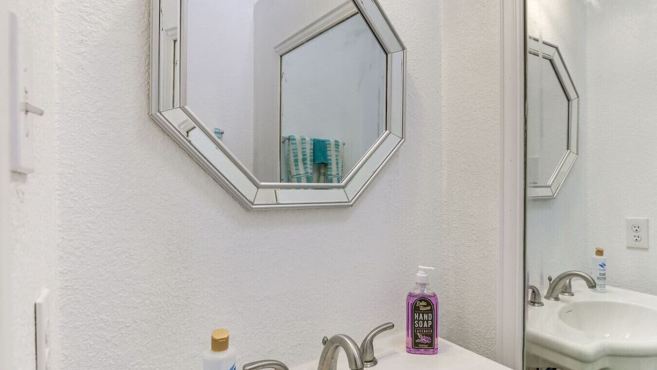 Photo of Bathroom in Ederville