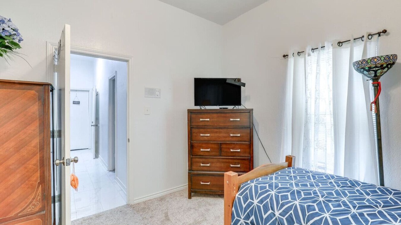 Photo of Bedroom in Ederville