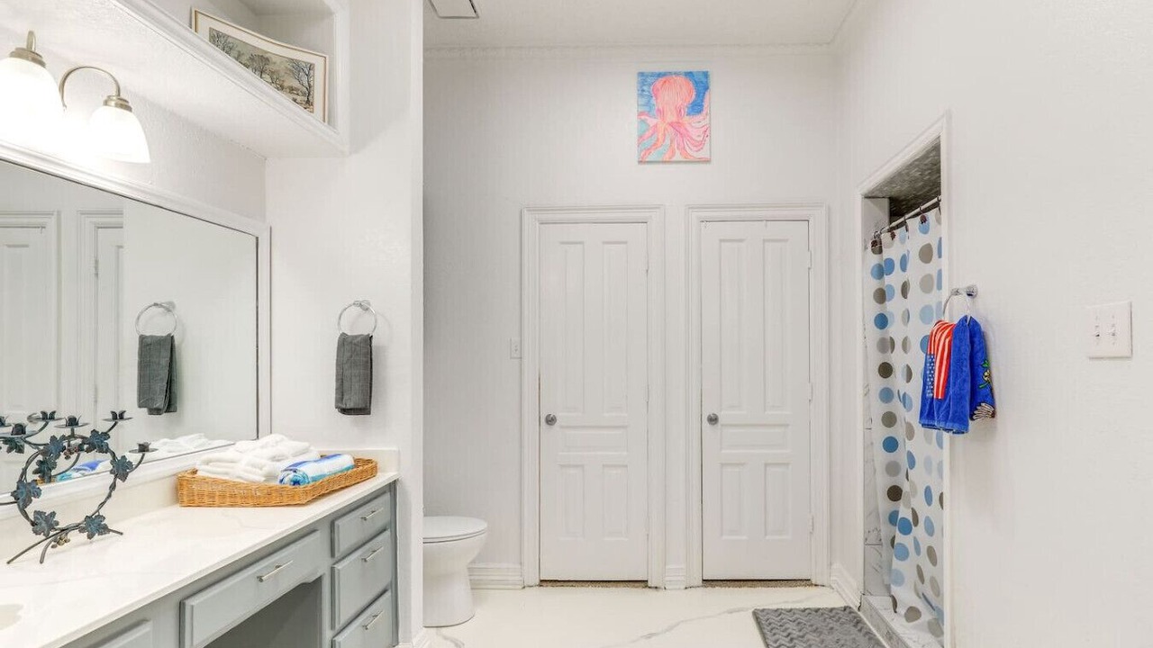 Photo of Bathroom in Ederville