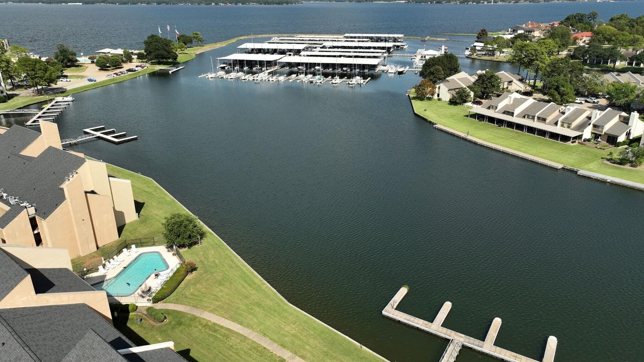 Photo of Outdoor in Walden on Lake Conroe