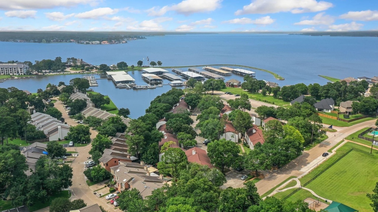 Photo of Outdoor in Walden on Lake Conroe