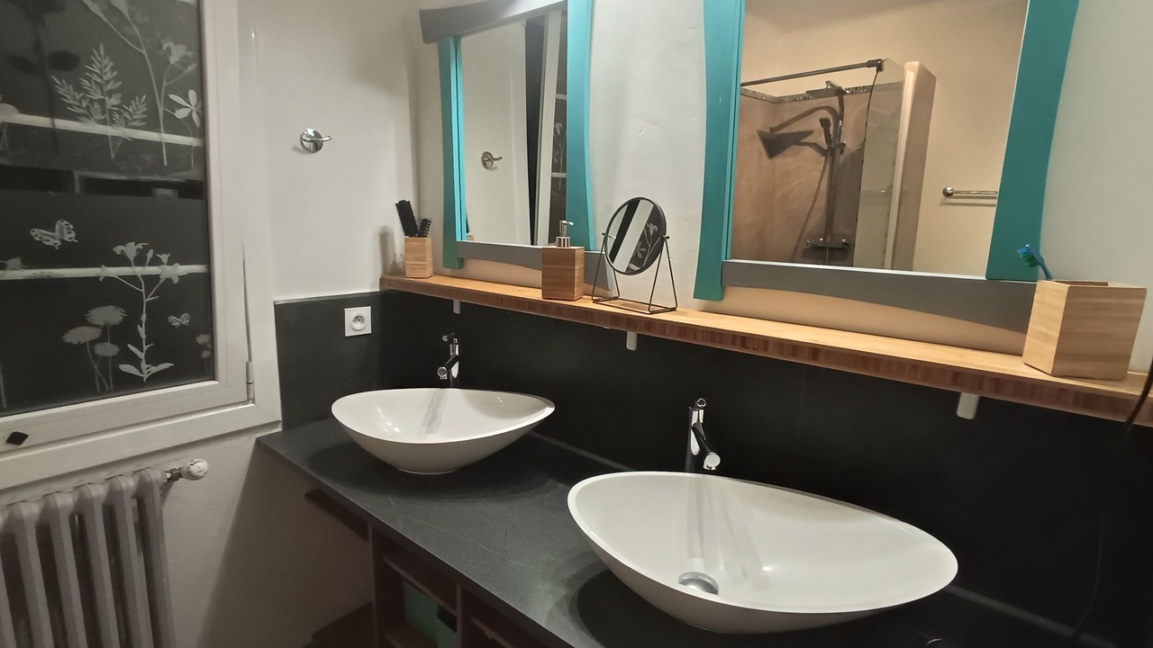 Photo of Bathroom in Ciboure