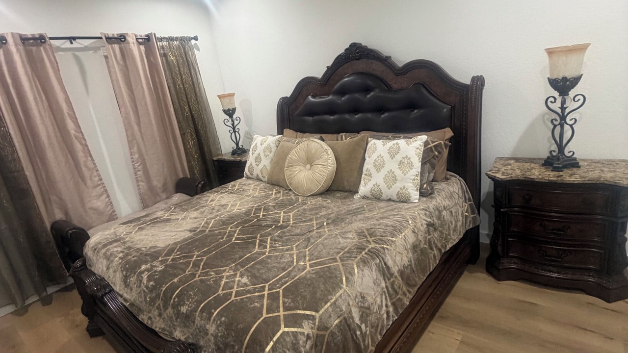 Photo of Bedroom in Northeast Houston