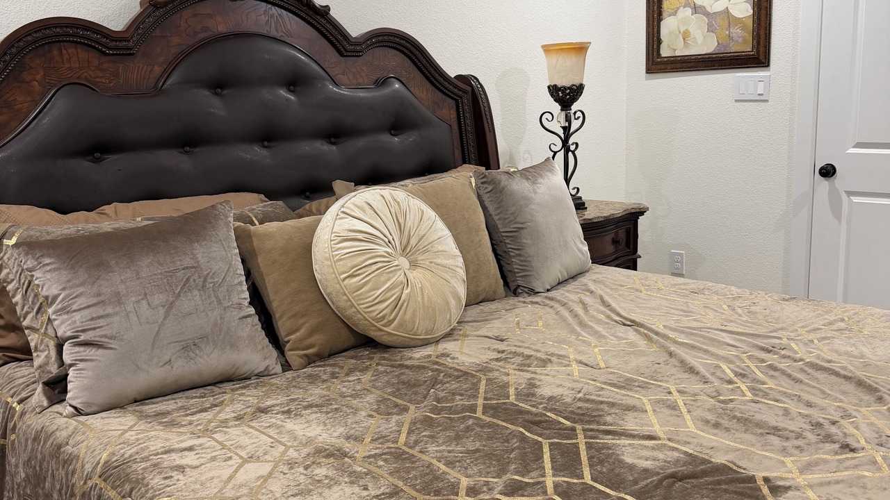 Photo of Bedroom in Northeast Houston
