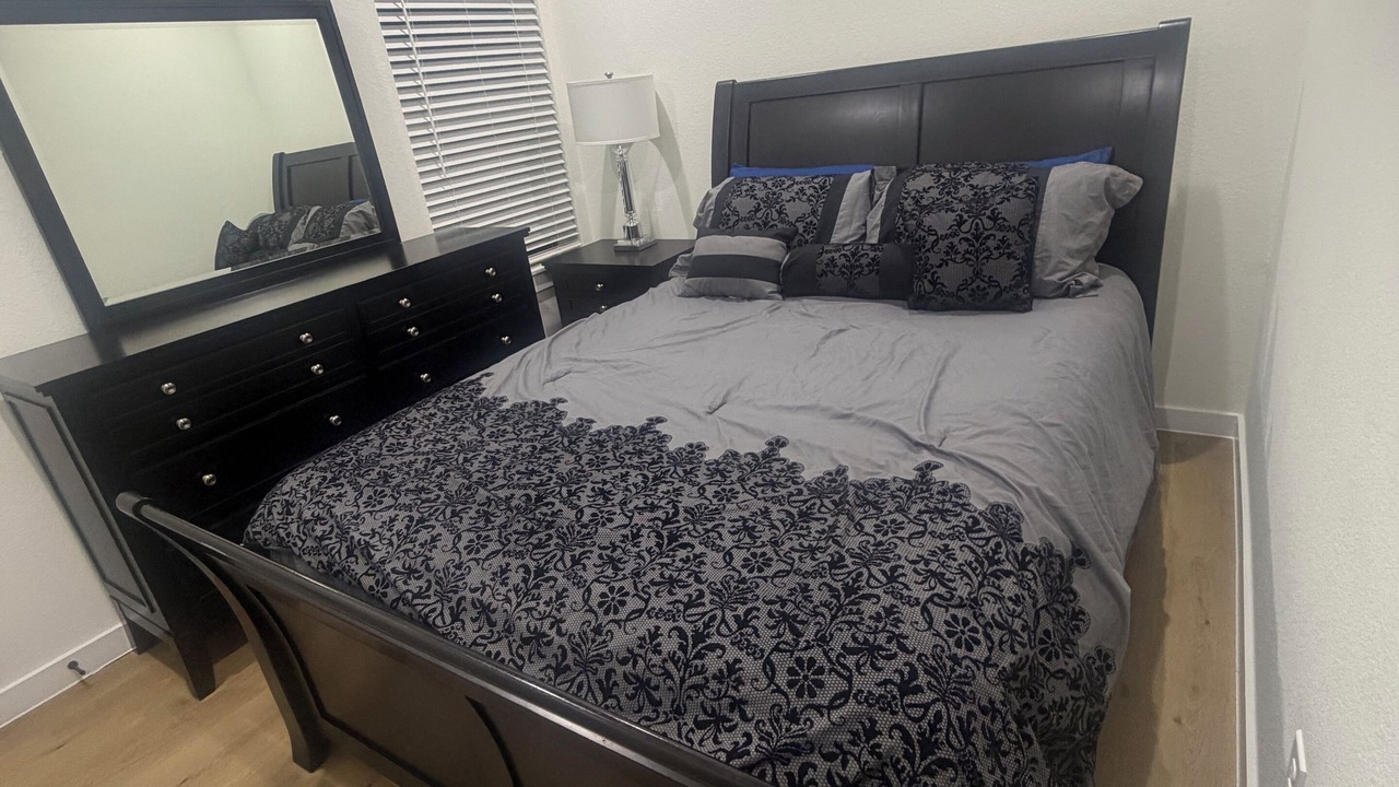 Photo of Bedroom in Northeast Houston