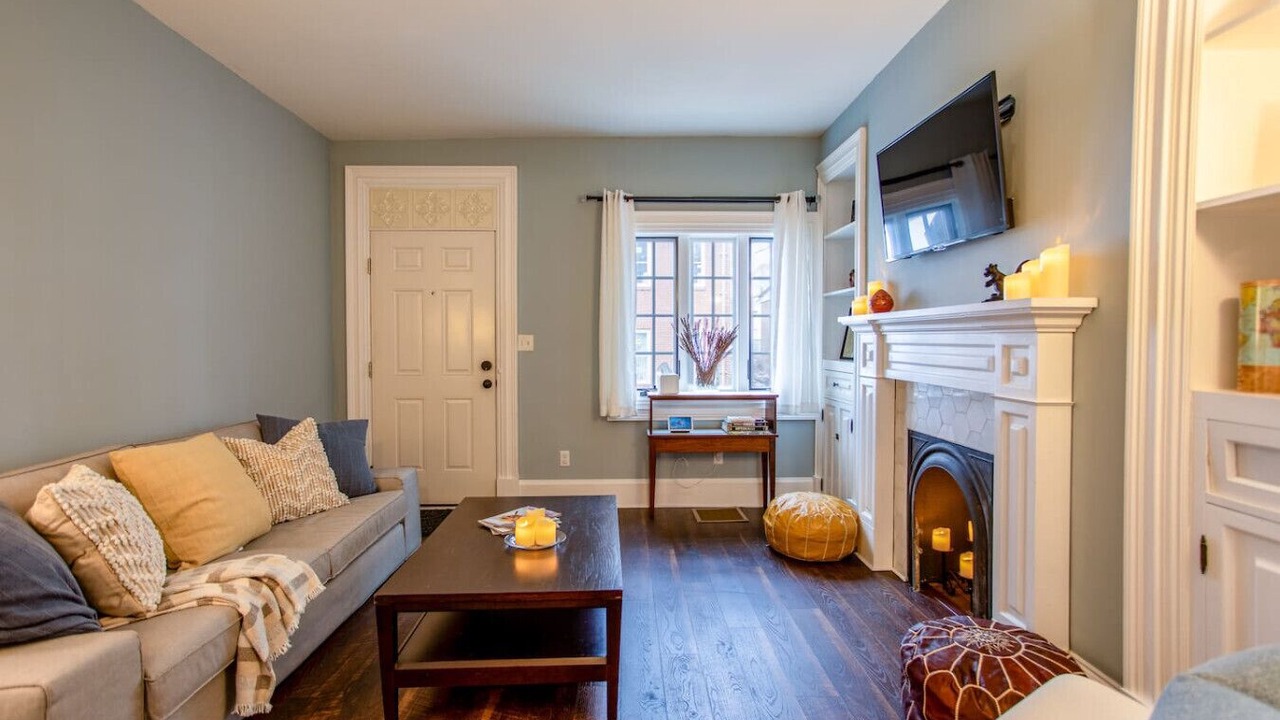 Photo of Livingroom in South Side Flats