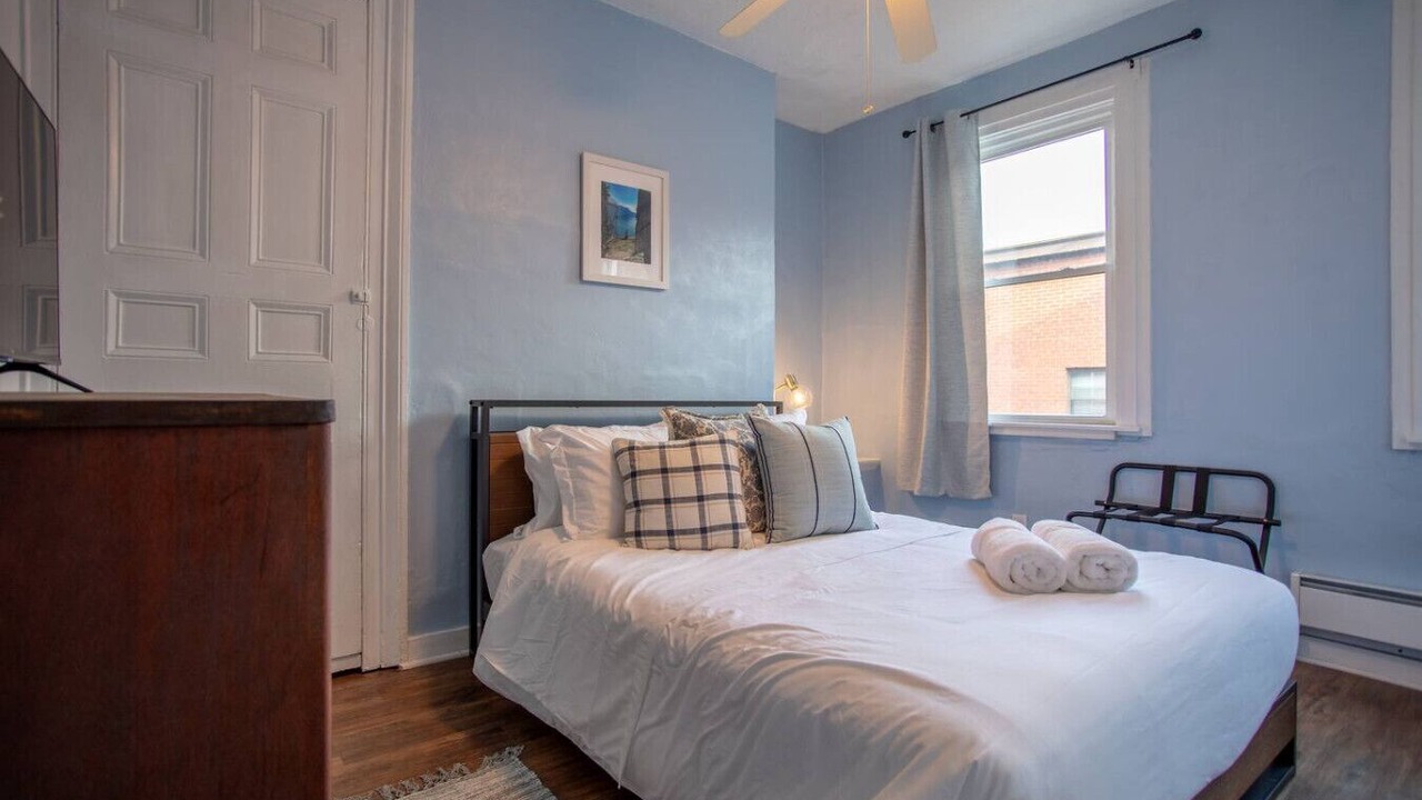Photo of Bedroom in South Side Flats