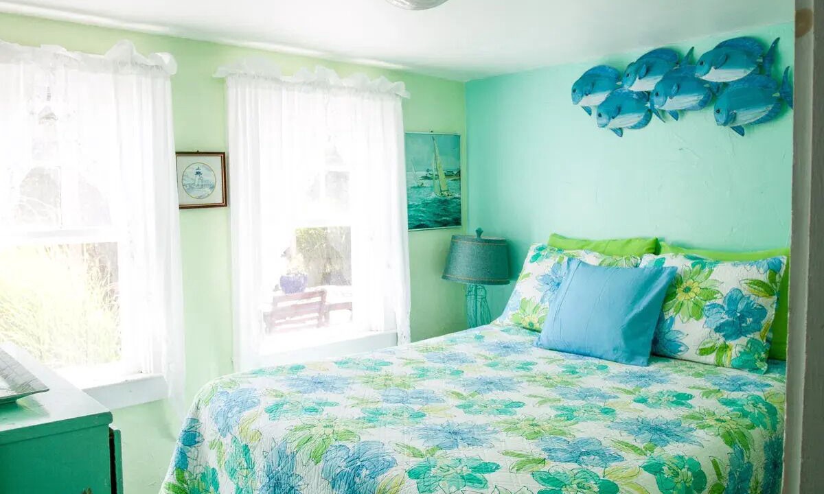 Photo of Bedroom in Surfside