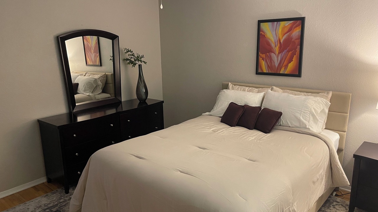 Photo of Bedroom in Northeast Heights