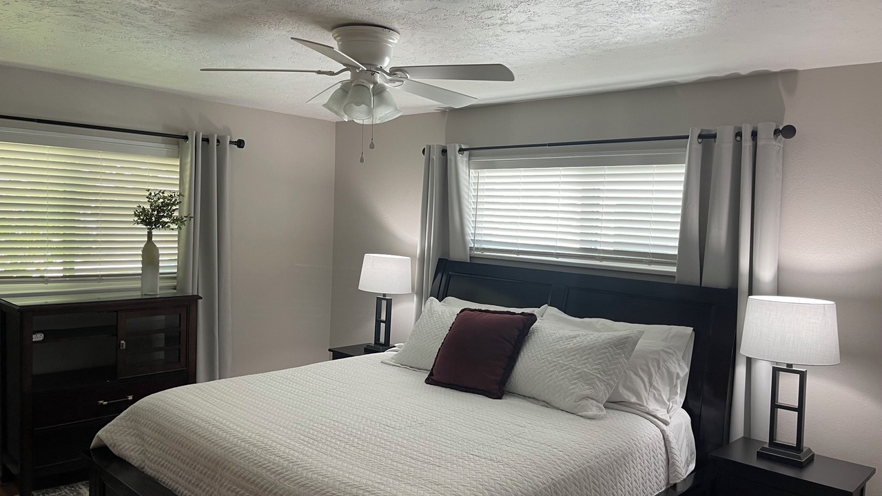 Photo of Bedroom in Northeast Heights