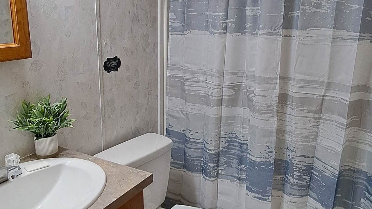 Photo of Bathroom in Murphysboro