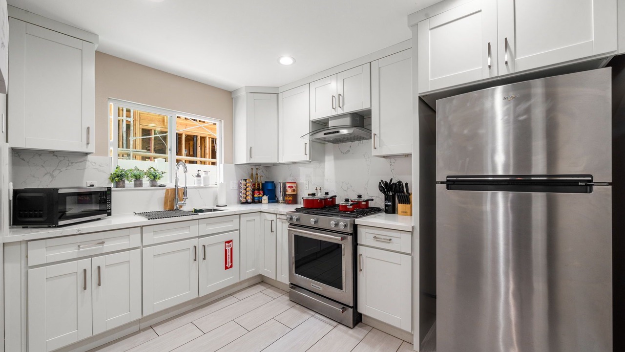 Photo of Kitchen in Midway City