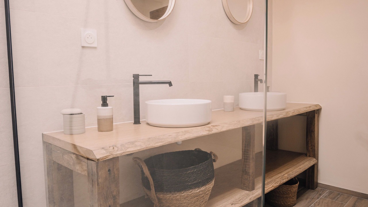 Photo of Bathroom in La Roe