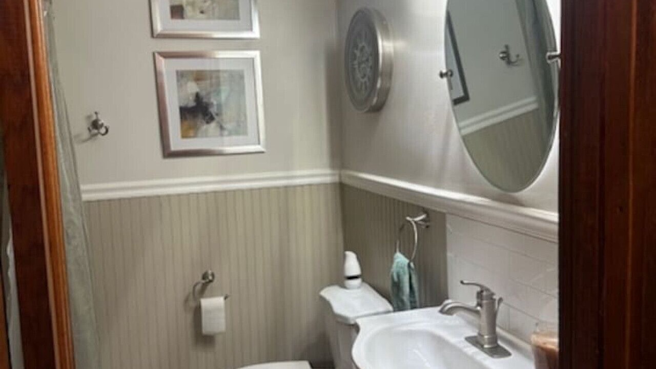 Photo of Bathroom in Giles County