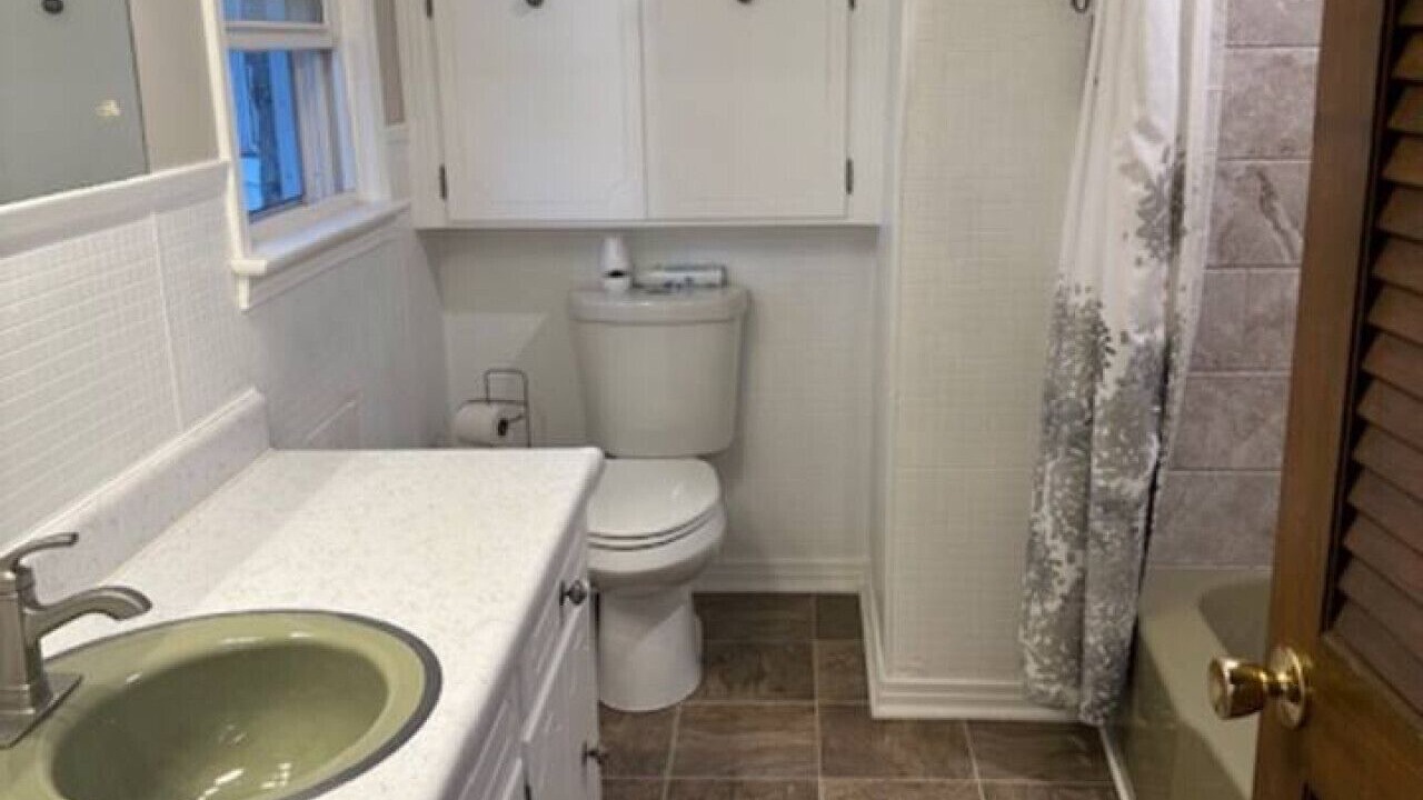 Photo of Bathroom in Giles County