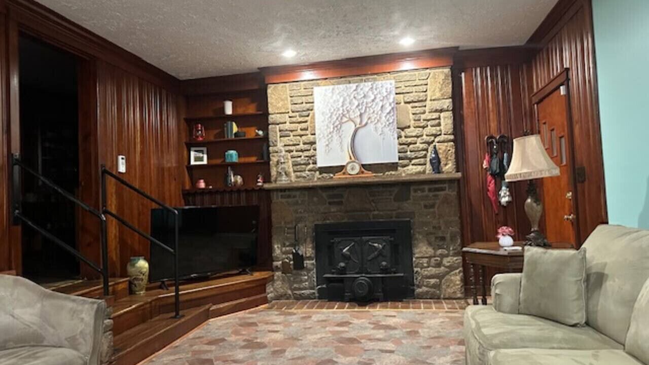 Photo of Livingroom in Giles County