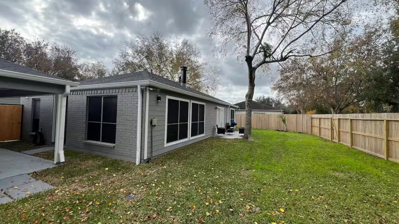 Photo of Outdoor in Mission Bend
