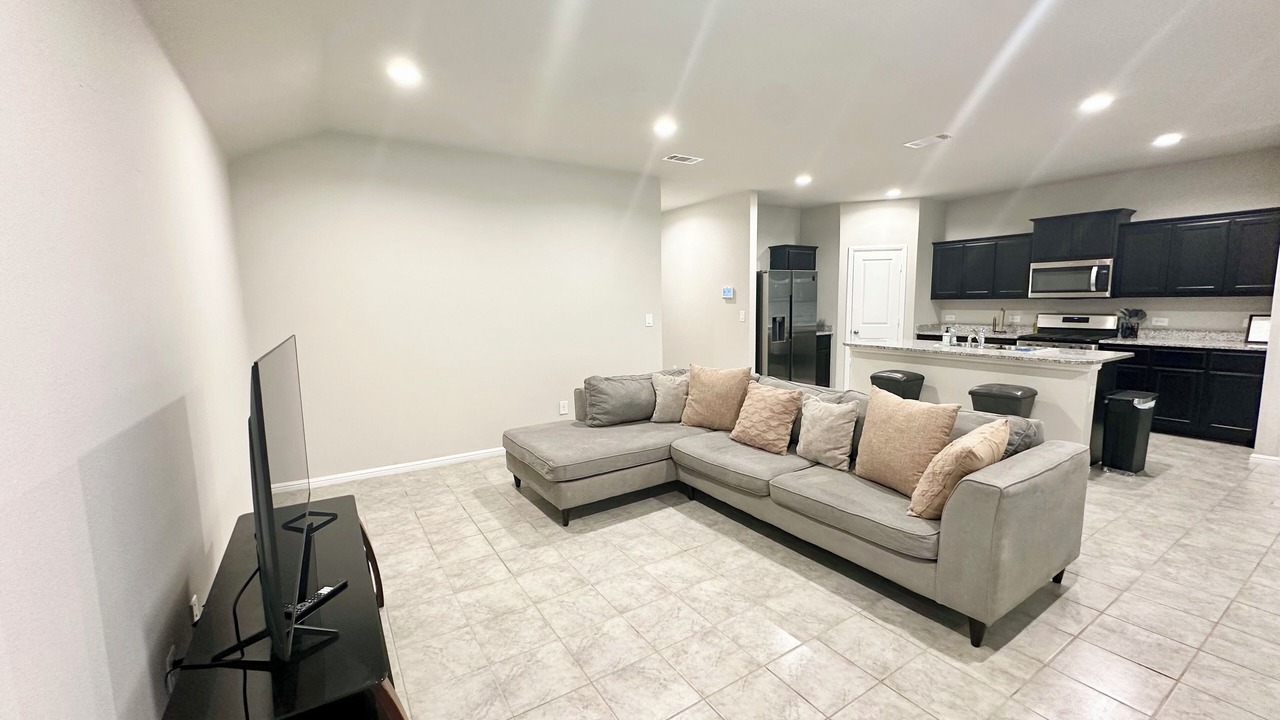 Photo of Livingroom in Odessa