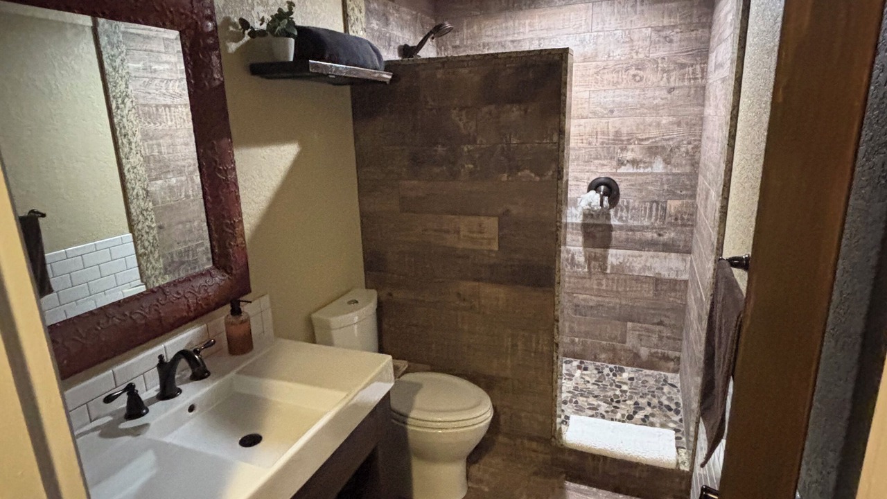 Photo of Bathroom in Brazoria