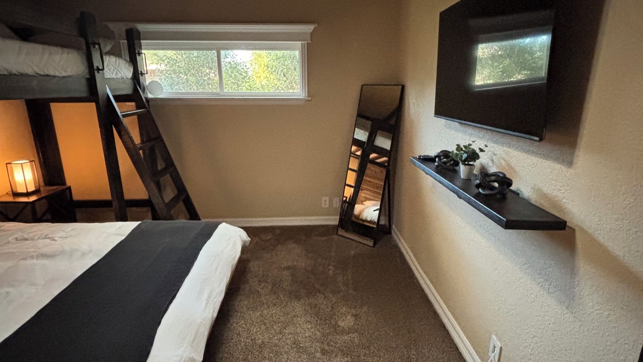 Photo of Bedroom in Brazoria