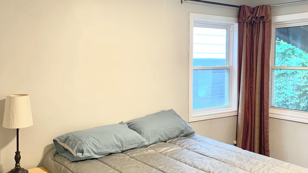 Photo of Bedroom in Oakville