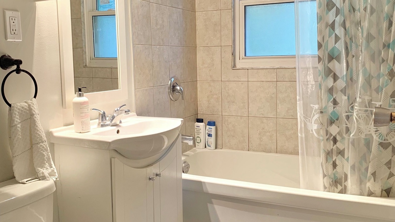 Photo of Bathroom in Oakville