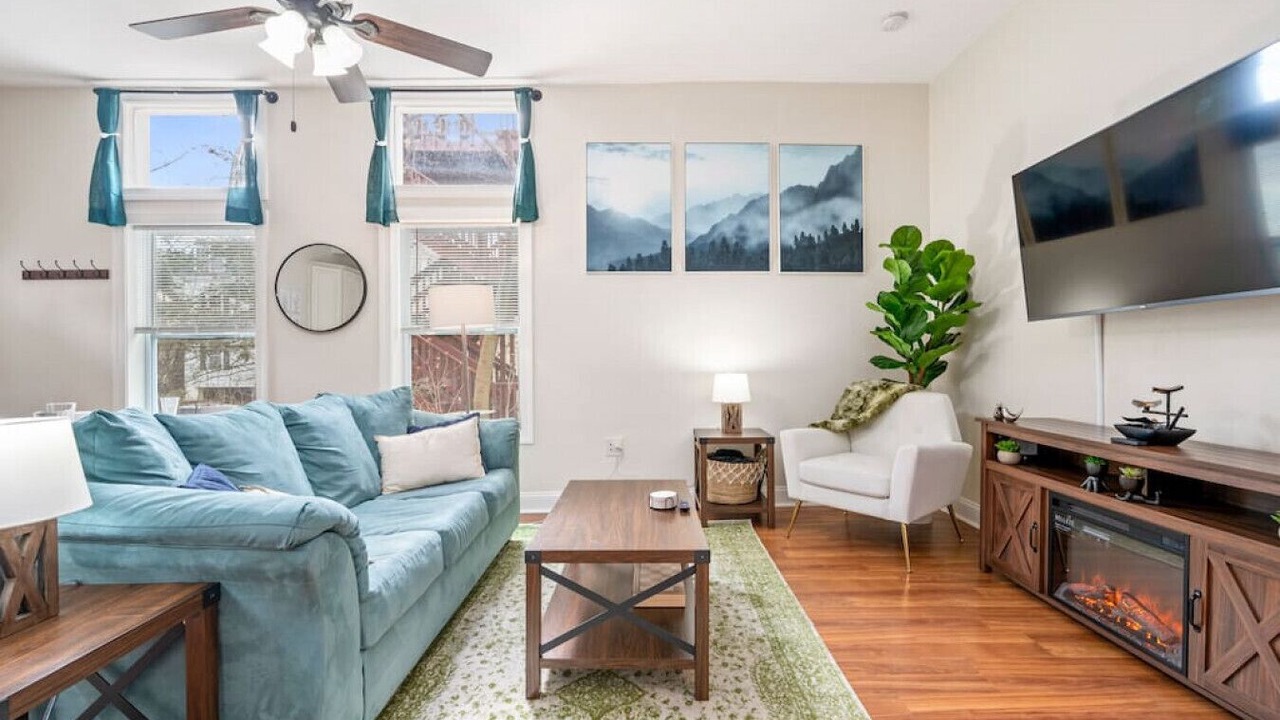 Photo of Livingroom in Shadyside