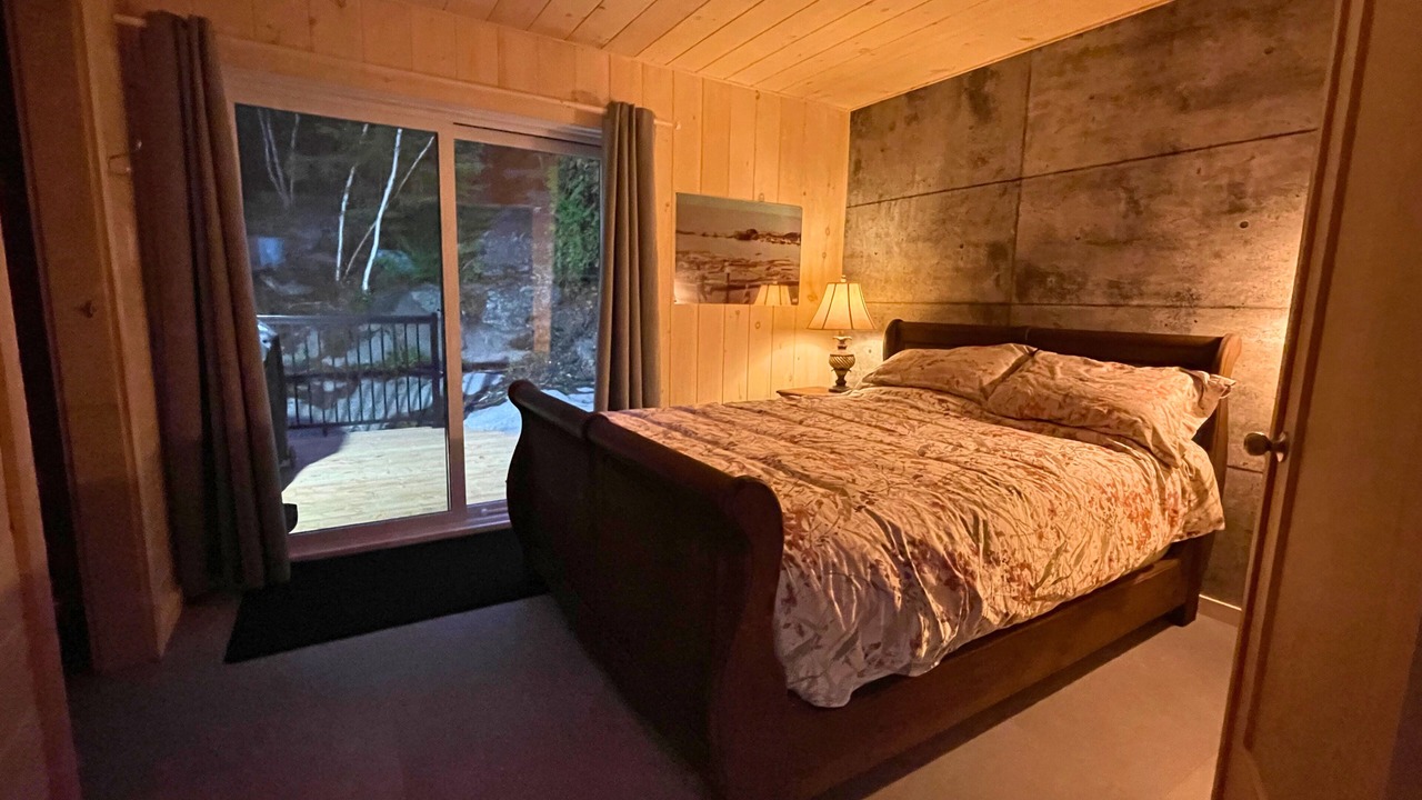 Photo of Bedroom in Saint-Henri-de-Taillon