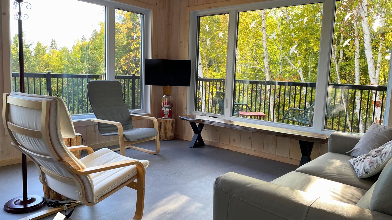 Photo of Livingroom in Saint-Henri-de-Taillon