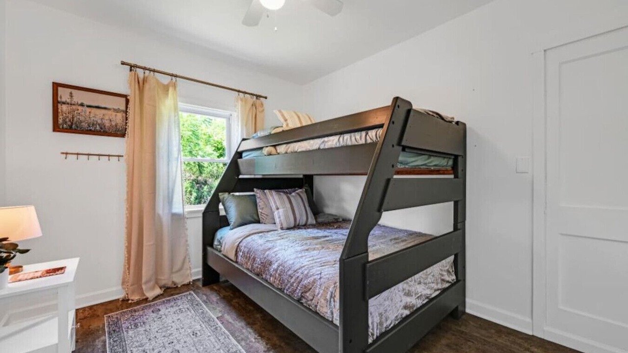 Photo of Bedroom in Parkesburg