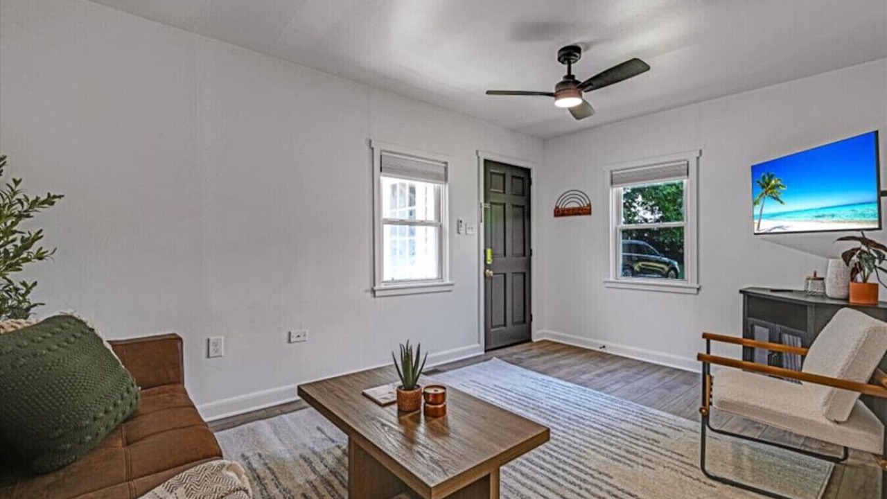 Photo of Livingroom in Parkesburg