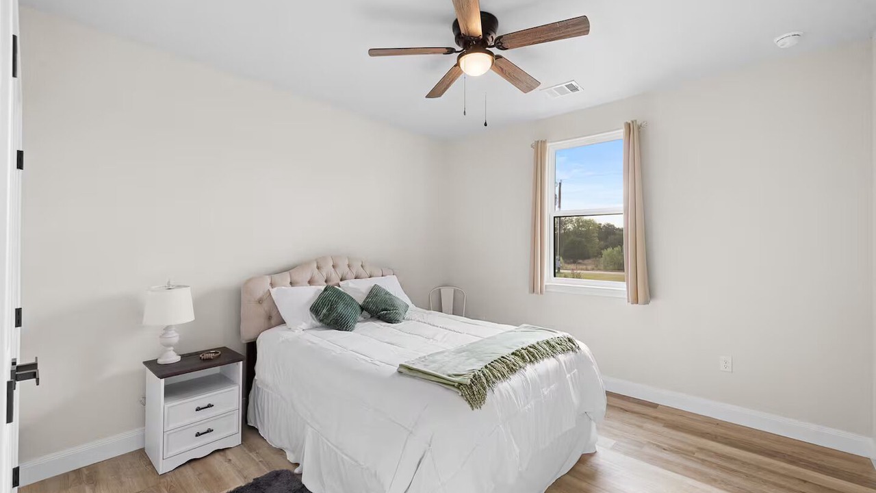 Photo of Bedroom in Giddings