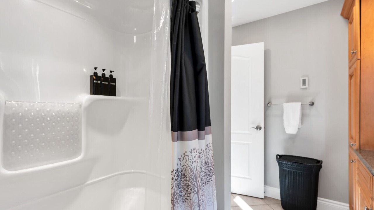Photo of Bathroom in Wiarton