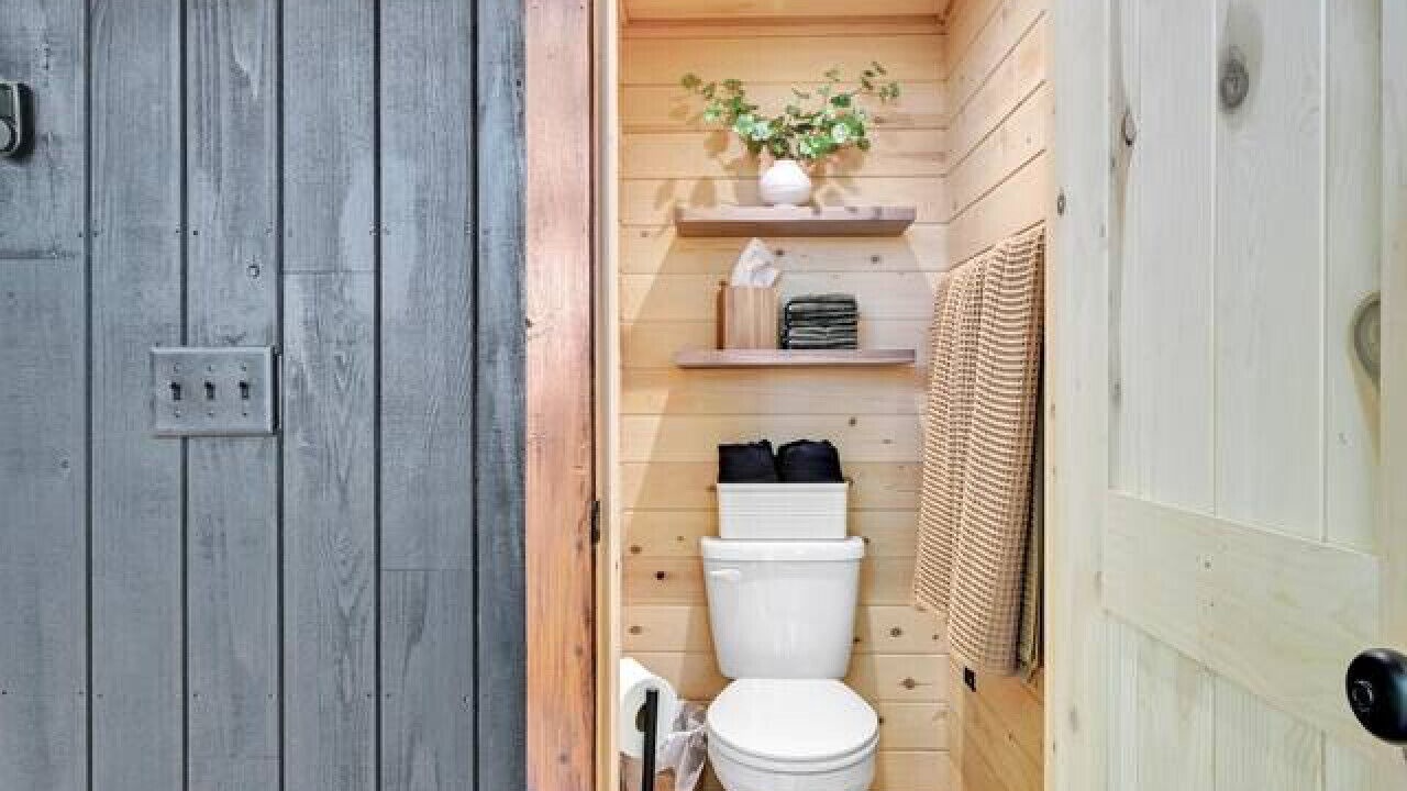 Photo of Bathroom in Steelville