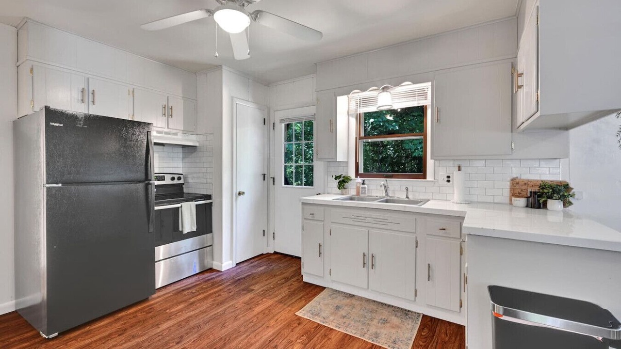 Photo of Kitchen in Gap