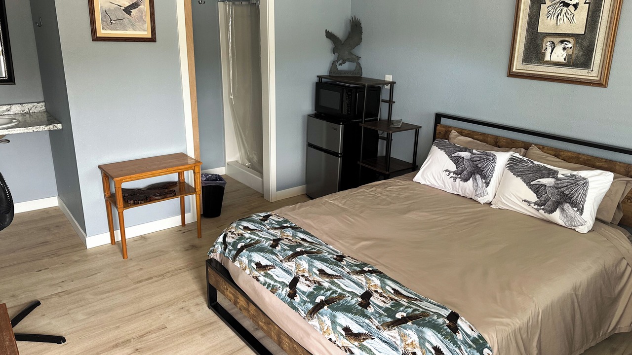 Photo of Bedroom in Roseburg