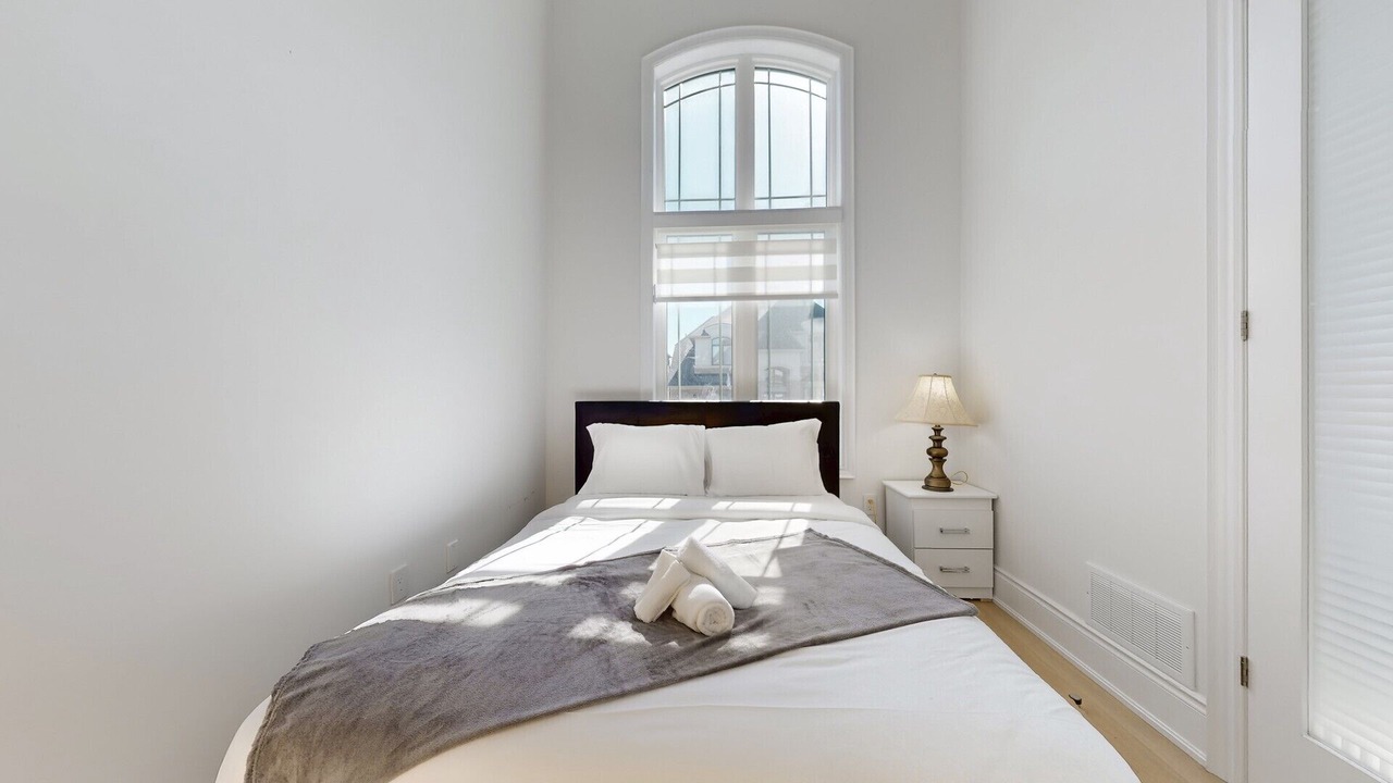 Photo of Bedroom in Caledon
