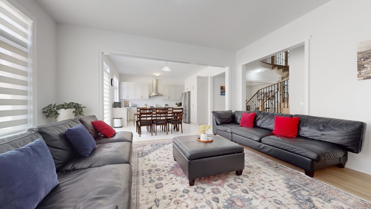 Photo of Livingroom in Caledon