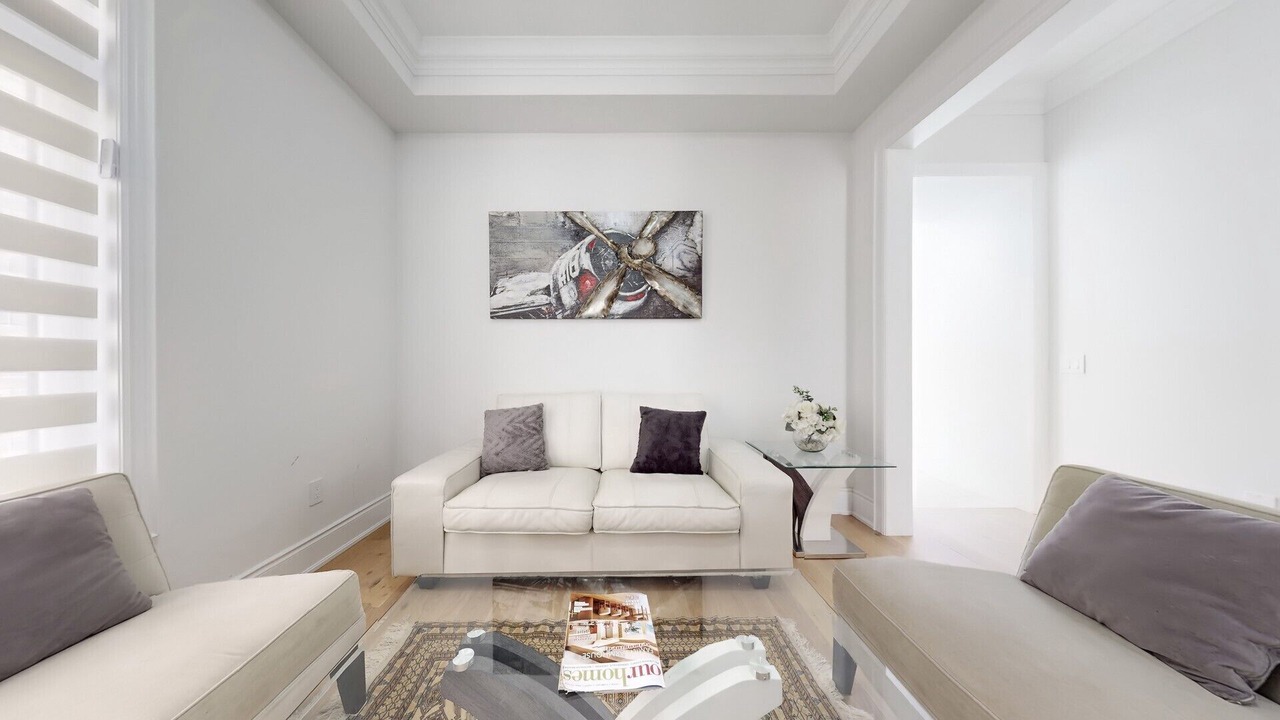 Photo of Livingroom in Caledon