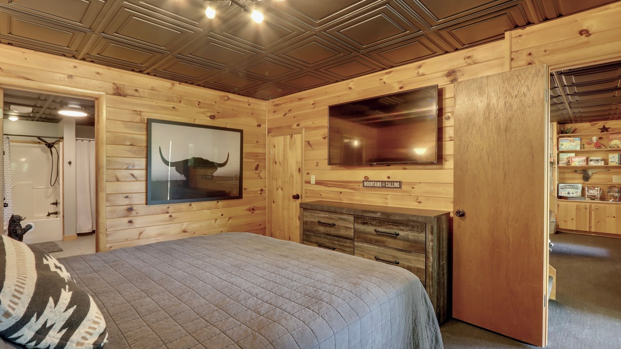 Photo of Bedroom in My Mountain