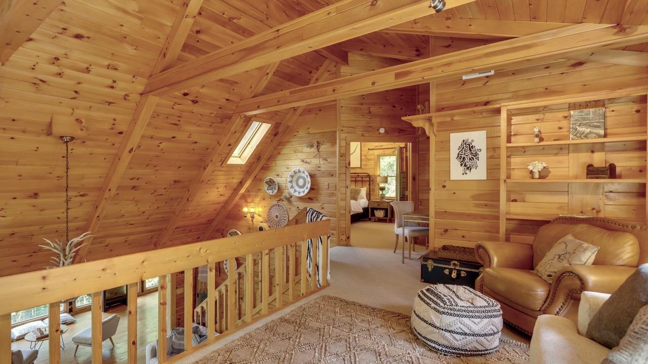 Photo of Livingroom in My Mountain