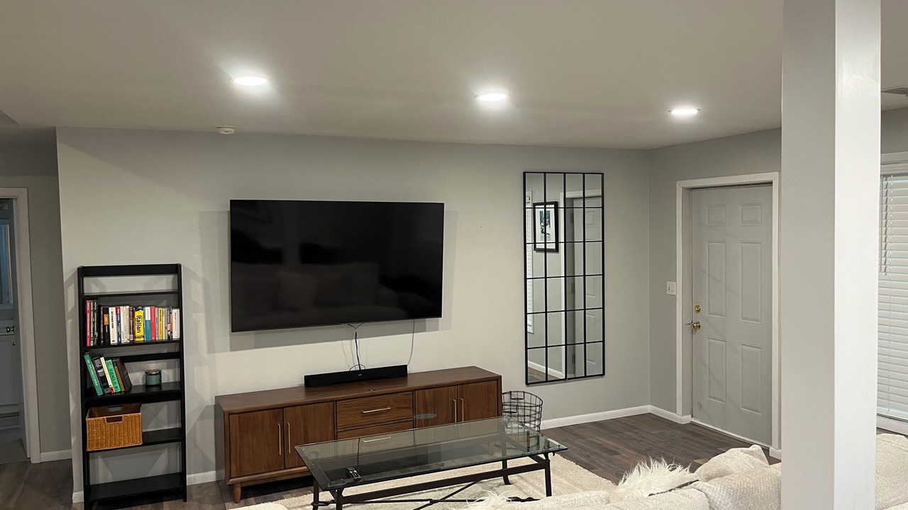 Photo of Livingroom in Iowa City