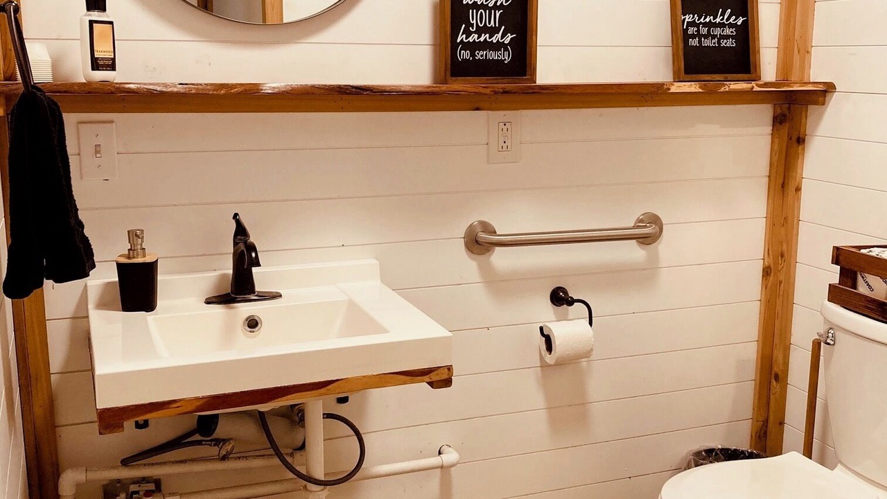 Photo of Bathroom in Bouvet Island