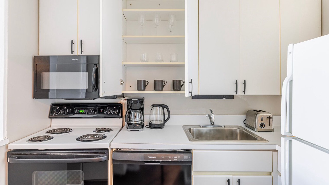 Photo of Kitchen in Lake View East