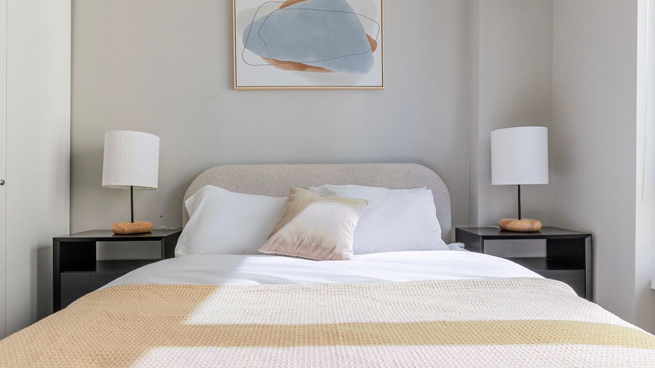 Photo of Bedroom in Rush and Division