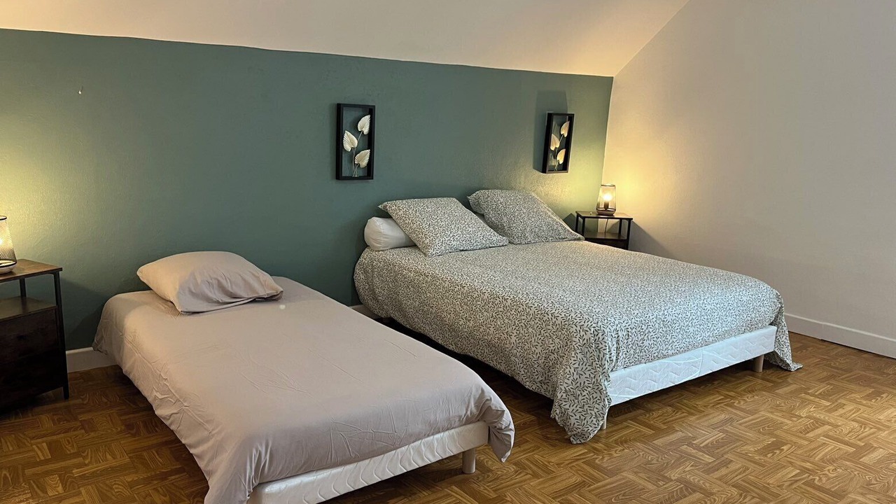 Photo of Bedroom in Leuglay