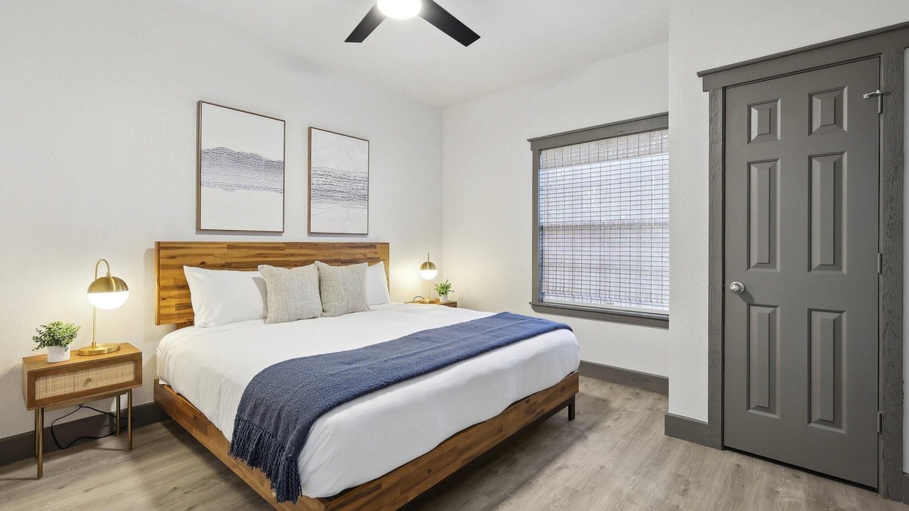 Photo of Bedroom in Graford