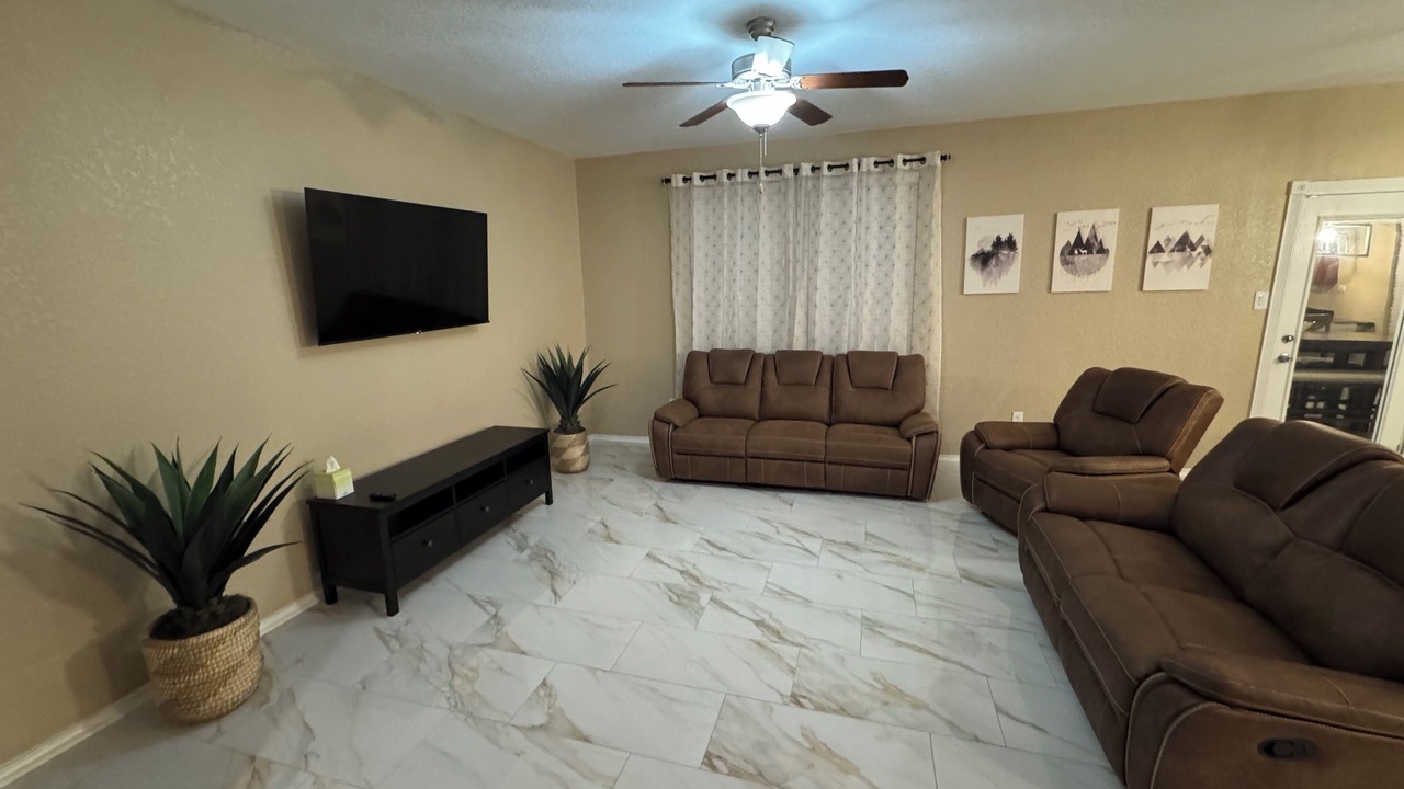 Photo of Livingroom in Southside