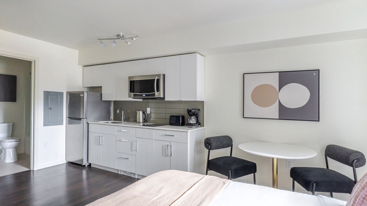 Photo of Bedroom in University District